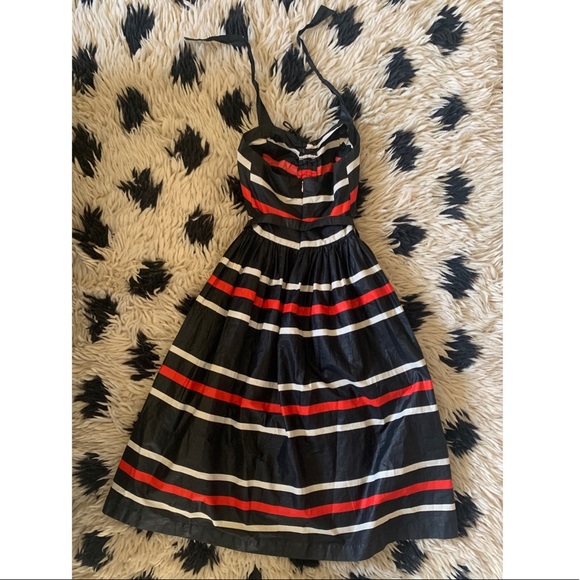 STRIPED HALTER PIN-UP ROCKABILLY DRESS - Picture 3 of 4